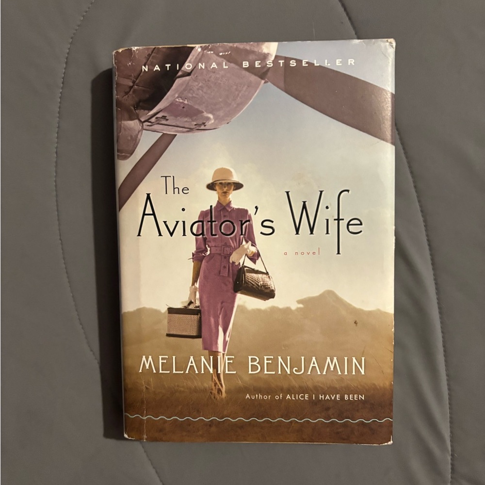 Pre owned hardback The Aviators Wife